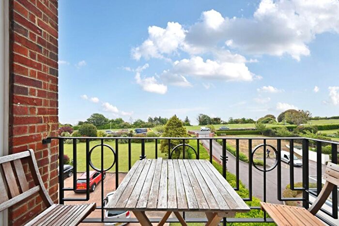 4 Bedroom Apartment For Sale In Staveley Road, Eastbourne, BN20