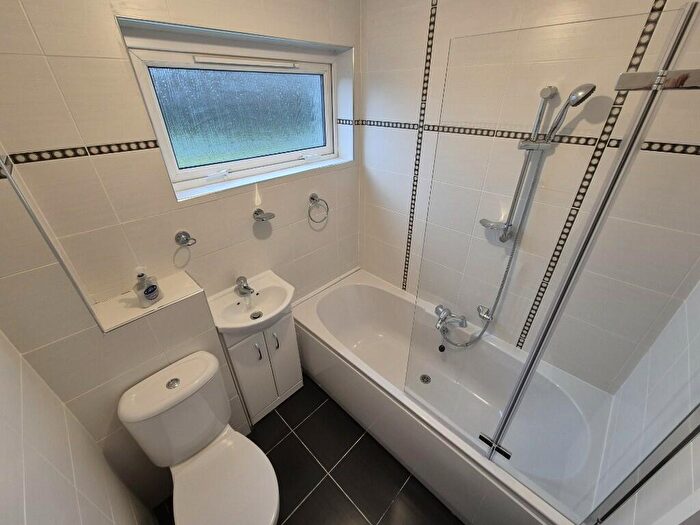 5 Bedroom Terraced House To Rent In Craigside Place, G68
