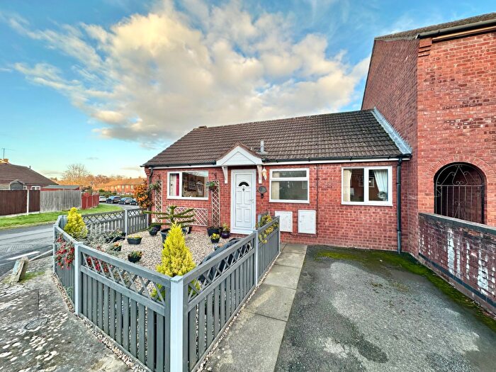 2 Bedroom Terraced Bungalow For Sale In Grosmont Grove, Hereford, HR2