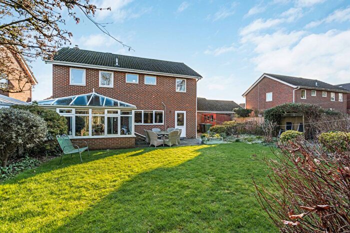 4 Bedroom Detached House For Sale In Herne Farm, Petersfield, Hampshire, GU31