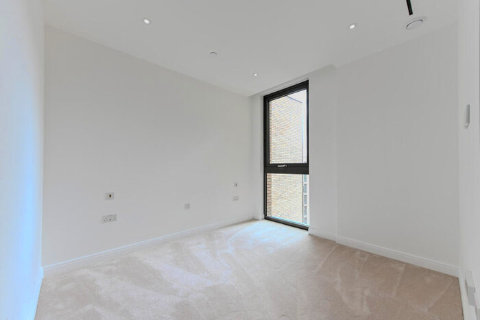 2 Bedroom House To Rent In Bollinder Place, London, EC1V
