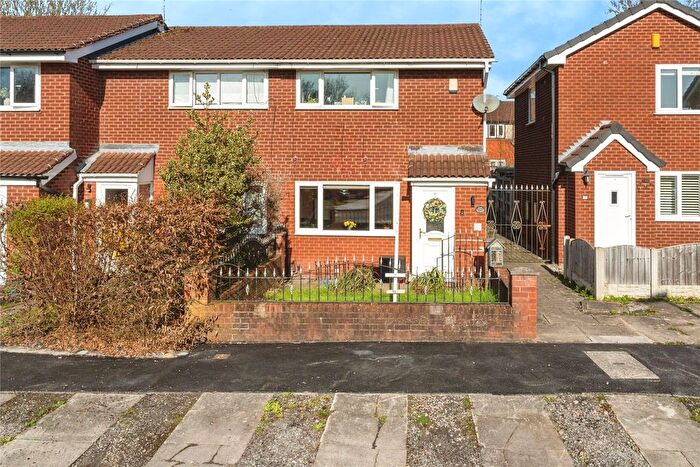 2 Bedroom End Of Terrace House For Sale In Dove Close, Birchwood, Warrington, Cheshire, WA3