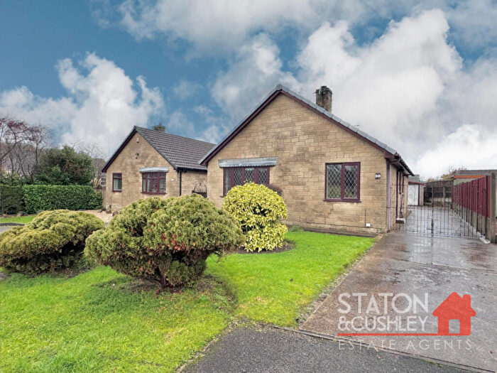 3 Bedroom Detached Bungalow For Sale In The Green, Huthwaite, NG17