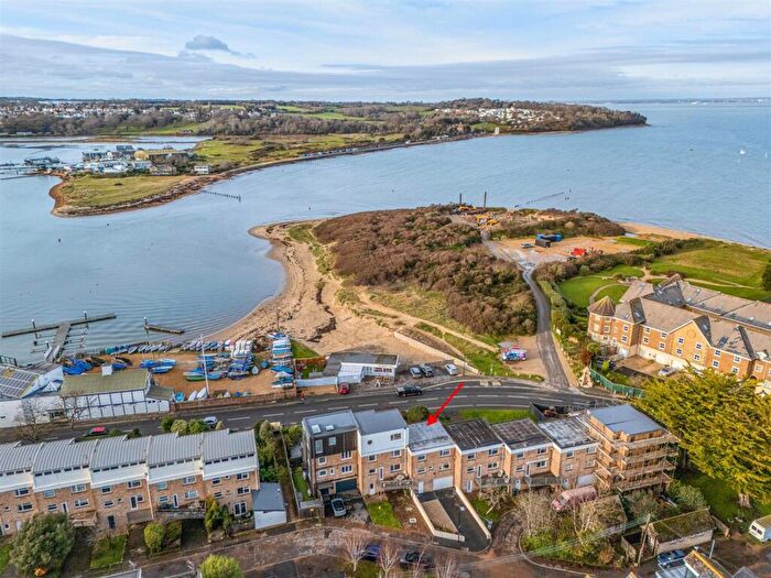 3 Bedroom Terraced House For Sale In Harbour Strand, Bembridge, PO35