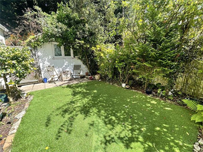 1 Bedroom Apartment For Sale In Cranborne Road, Bournemouth, Dorset, BH2