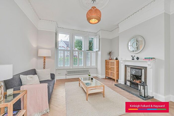 2 Bedroom Property To Rent In Holmdene Avenue, London, SE24