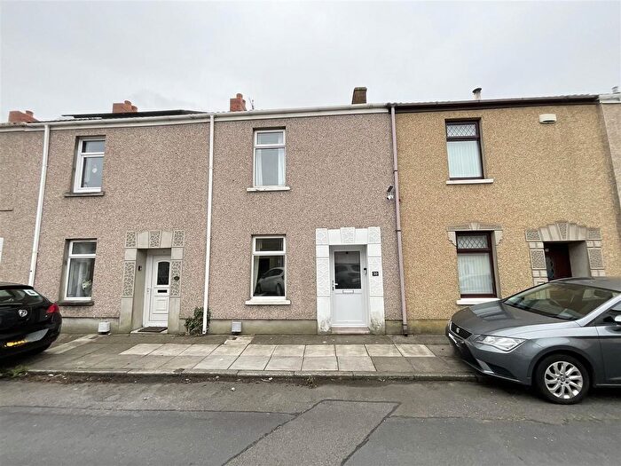 2 Bedroom Terraced House For Sale In Caroline Street, Llanelli, SA15