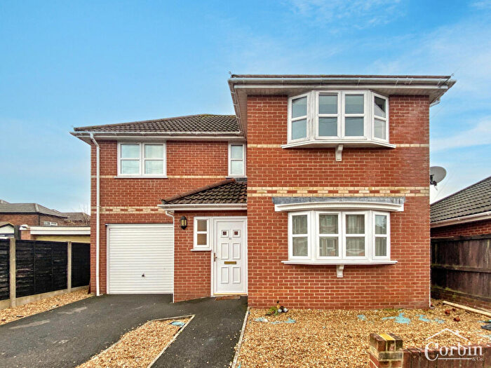 4 Bedroom Detached House To Rent In Abbotts Road, Bournemouth, BH9