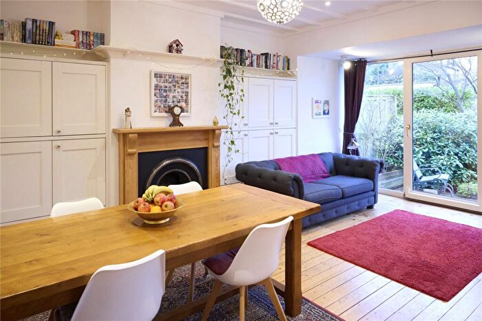 4 Bedroom Semi-Detached House For Sale In Netheroyd Hill Road, Huddersfield, West Yorkshire, HD2