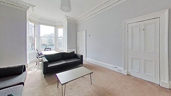 5 Bedroom Flat To Rent In East Preston Street, Edinburgh, EH8