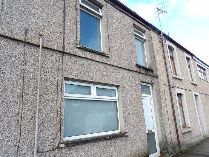 1 Bedroom Flat To Rent In Ysguthan Road, Aberavon, SA12