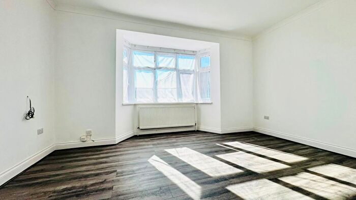 5 Bedroom End Terrace House To Rent In St. Antonys Road, London, E7