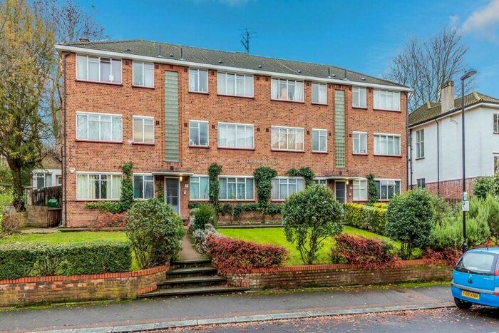 1 Bedroom Flat To Rent In Crescent Road, Crouch End, N8