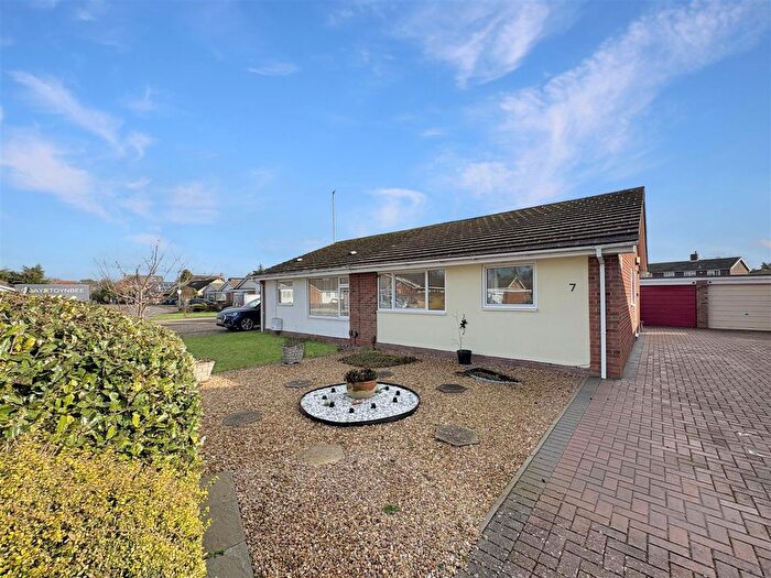 2 Bedroom Semi Detached Bungalow For Sale In Cranleigh Close, Trumpington, CB2
