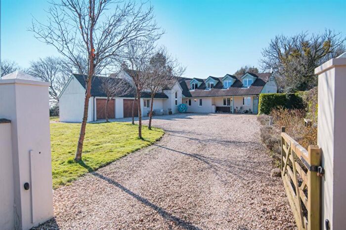 5 Bedroom Detached House For Sale In Kilgwrrwg, Chepstow, NP16