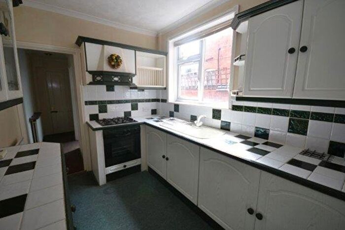 1 Bedroom Flat To Rent In Welford Road, Knighton Fields, Leicester, LE2