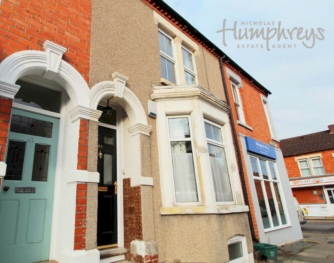 4 Bedroom Town House To Rent In Ashburnham Road, Abington, Northampton, NN1