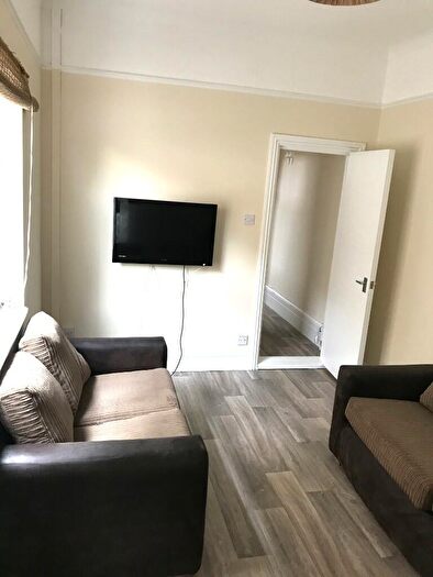 5 Bedroom Terraced House To Rent In Darlington Road, Southsea, Hampshire, PO4