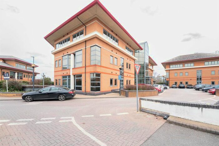 1 Bedroom Flat For Sale In Mondial Way, Harlington, Hayes, UB3