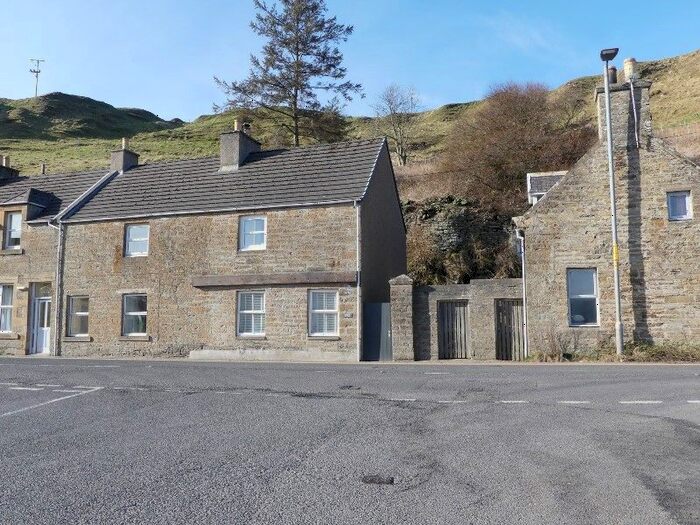 2 Bedroom Cottage For Sale In Scrabster, Thurso, KW14