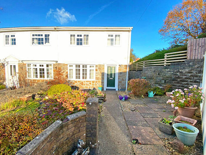 3 Bedroom Semi-Detached House For Sale In Springfield Road, Maesycwmmer, Hengoed, CF82