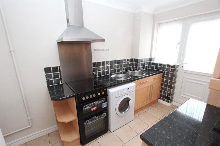 2 Bedroom Detached House To Rent In AmblesideSittingbourneKent, ME10