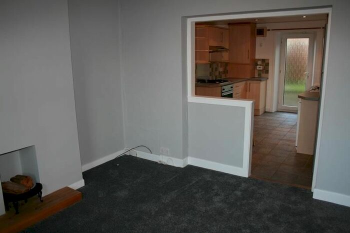 2 Bedroom Flat To Rent In Ballantrae Road, Dundee, DD4