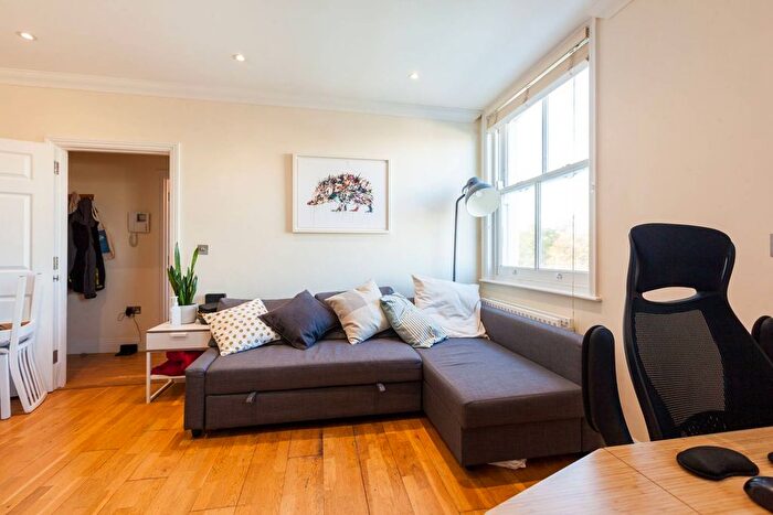 1 Bedroom Flat To Rent In Coldharbour Lane, Brixton, London, SW9