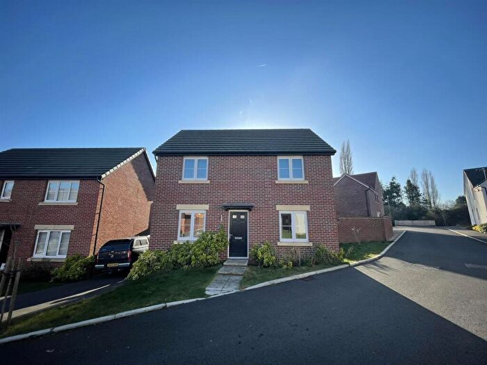 3 Bedroom Detached House To Rent In Hudson Walk, Newent, GL18