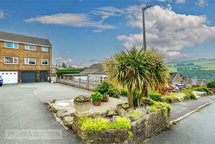 3 Bedroom Town House For Sale In Spring Lane, Holmfirth, West Yorkshire, HD9