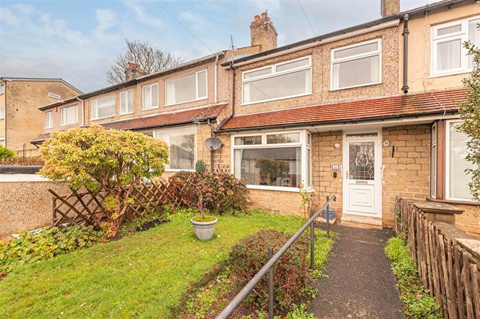 3 Bedroom Property For Sale In Sunnybank Crescent, Greetland, Halifax, HX4