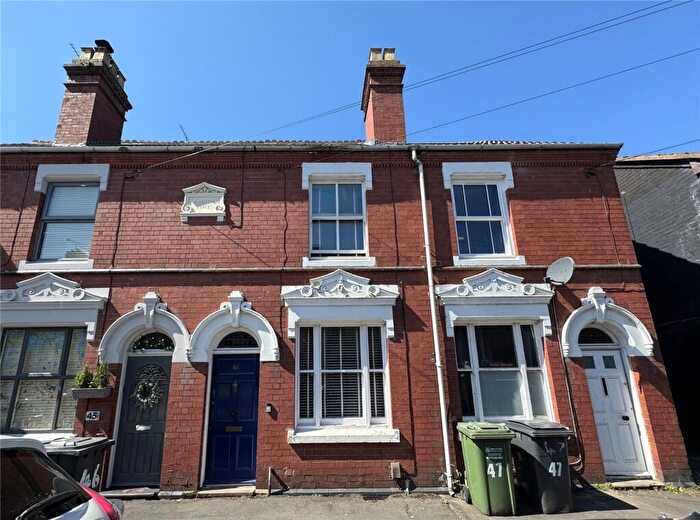 3 Bedroom Terraced House For Sale In Cobden Street, Kidderminster, Worcestershire, DY11