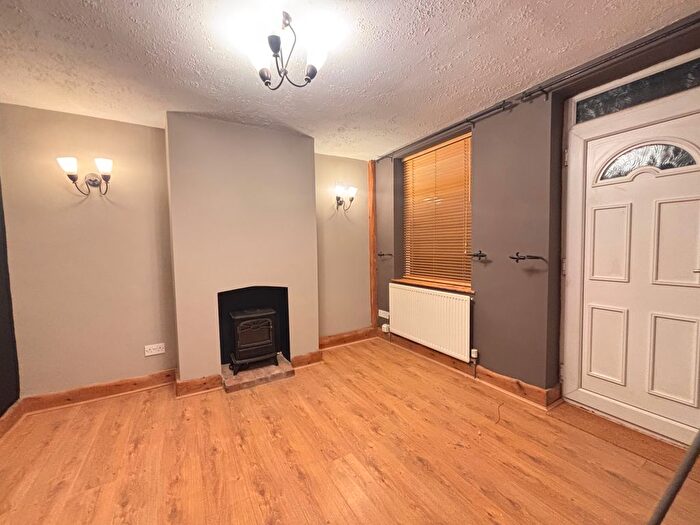 2 Bedroom Cottage To Rent In Silverhill Lane, Sutton-In-Ashfield, NG17