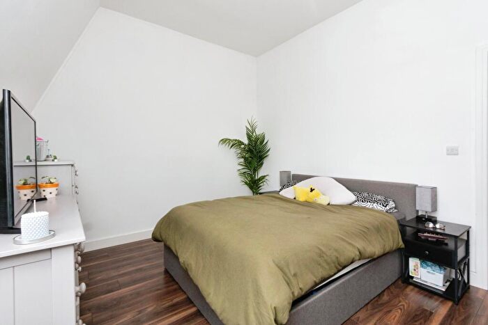 1 Bedroom Flat For Sale In Little Victoria Street, Basingstoke, Hampshire, RG21