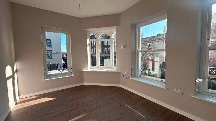 1 Bedroom Flat To Rent In High Street, Sutton, SM1