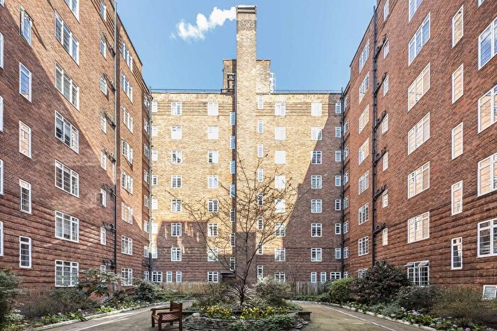 1 Bedroom Flat To Rent In Hammersmith Road, Hammersmith Road, W6