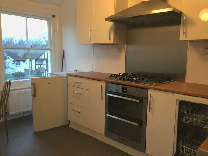 1 Bedroom Flat To Rent In Whitstable Road, Canterbury Ref -, CT2