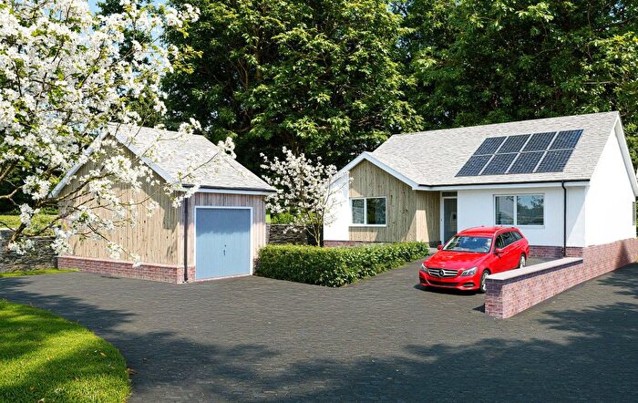 3 Bedroom Detached Bungalow For Sale In Dunheved Road, Launceston, Cornwall, PL15