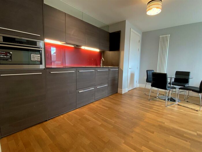 2 Bedroom Apartment To Rent In The Arcus, East Bond Street, Leicester, LE1