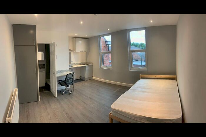 1 Bedroom Studio To Rent In Carlton Avenue, Feltham TW14