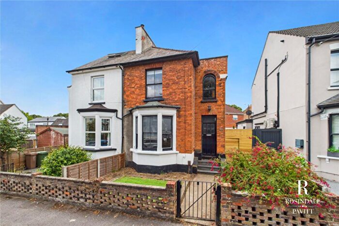 2 Bedroom Semi-Detached House For Sale In Beddington Grove, Wallington, SM6
