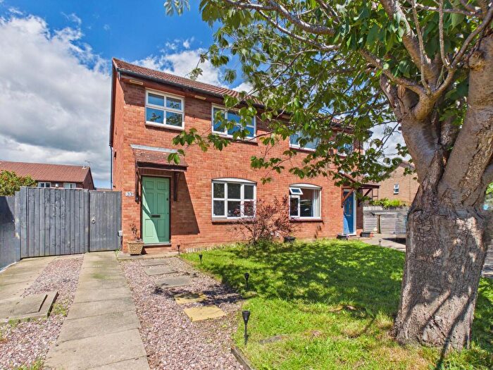 3 Bedroom Semi-Detached House For Sale In Bluebell Close, Huntington, Chester, CH3