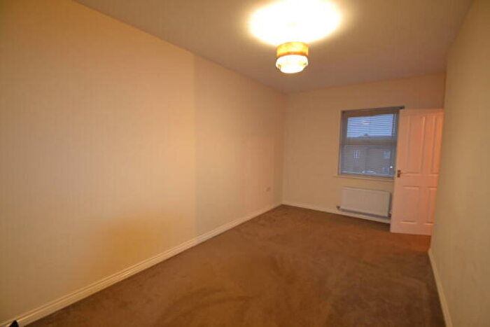 1 Bedroom Flat For Sale In Creed Way, West Bromwich, B70