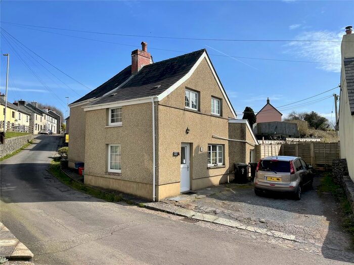 4 Bedroom Detached House For Sale In Trecastle, Brecon, Powys, LD3