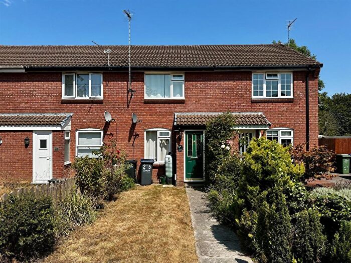 2 Bedroom Terraced House To Rent In Bradbury Close, Chippenham, SN15