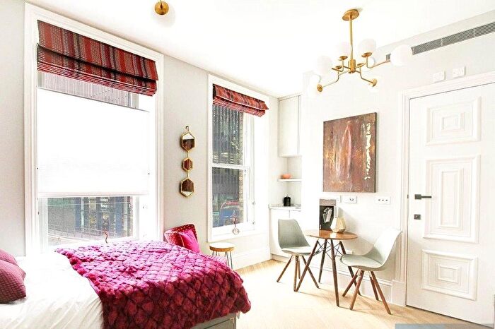 Studio To Rent In Tooley Street, London Bridge, London, SE1