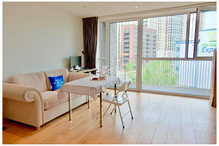 1 Bedroom Flat For Sale In Sovereign Tower, Emily Street, Canning Town, Newham, London, E16