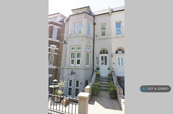 2 Bedroom Maisonette To Rent In Priory Gate Road, Dover, CT17