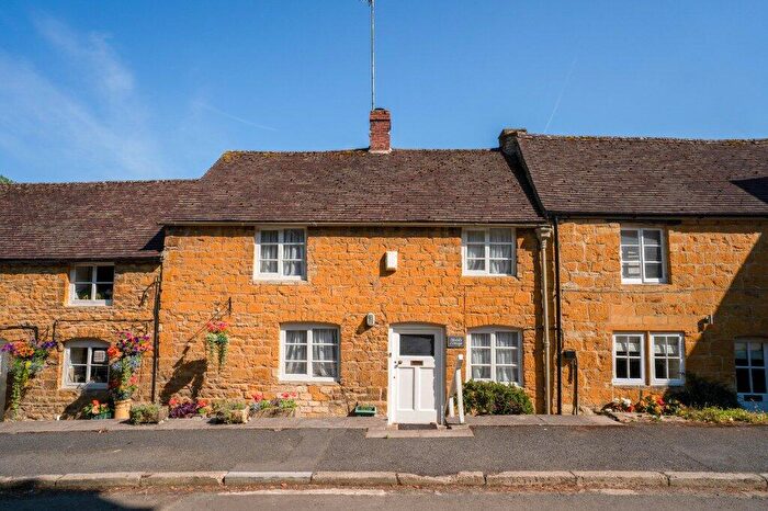 2 Bedroom Terraced House For Sale In High Street, Blockley, Moreton-in-Marsh, Gloucestershire, GL56