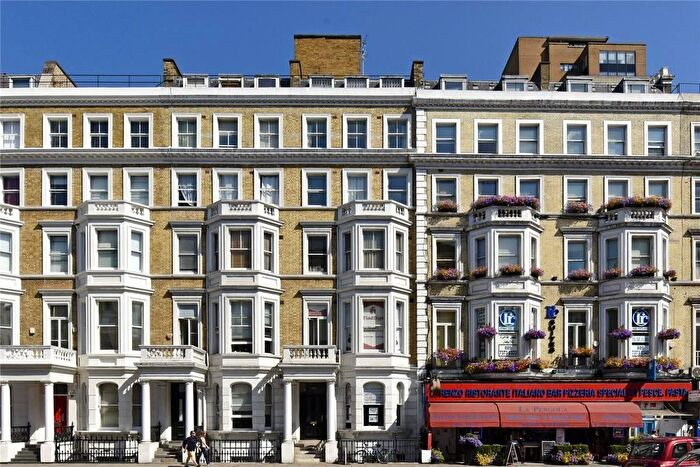3 Bedroom Flat To Rent In Cromwell Road, SW7